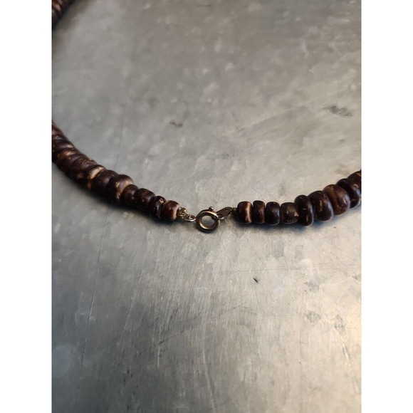Vintage Coconut‎ Chip and Shell Necklace 31" long Spring Ring Clasp - Picture 2 of 4